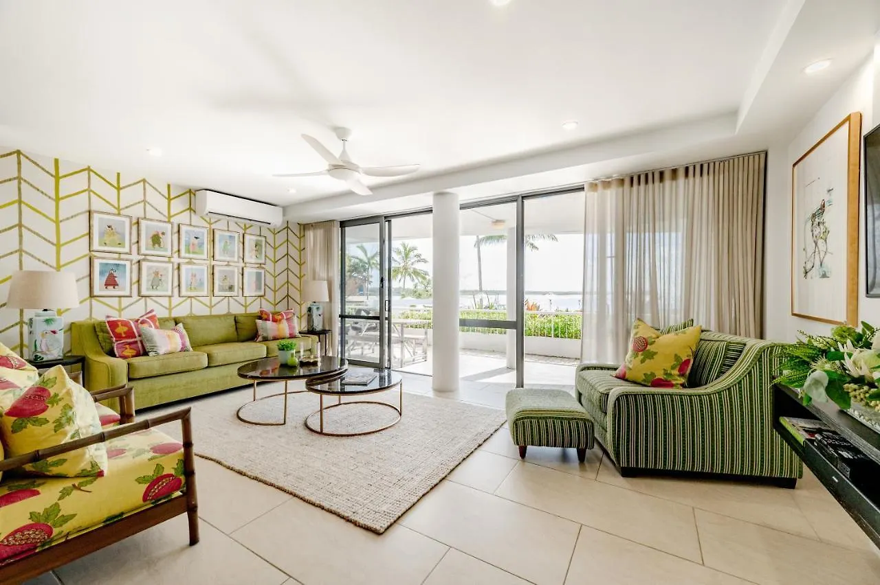 アパートホテル Noosa Pacific Resort ヌーサヴィル