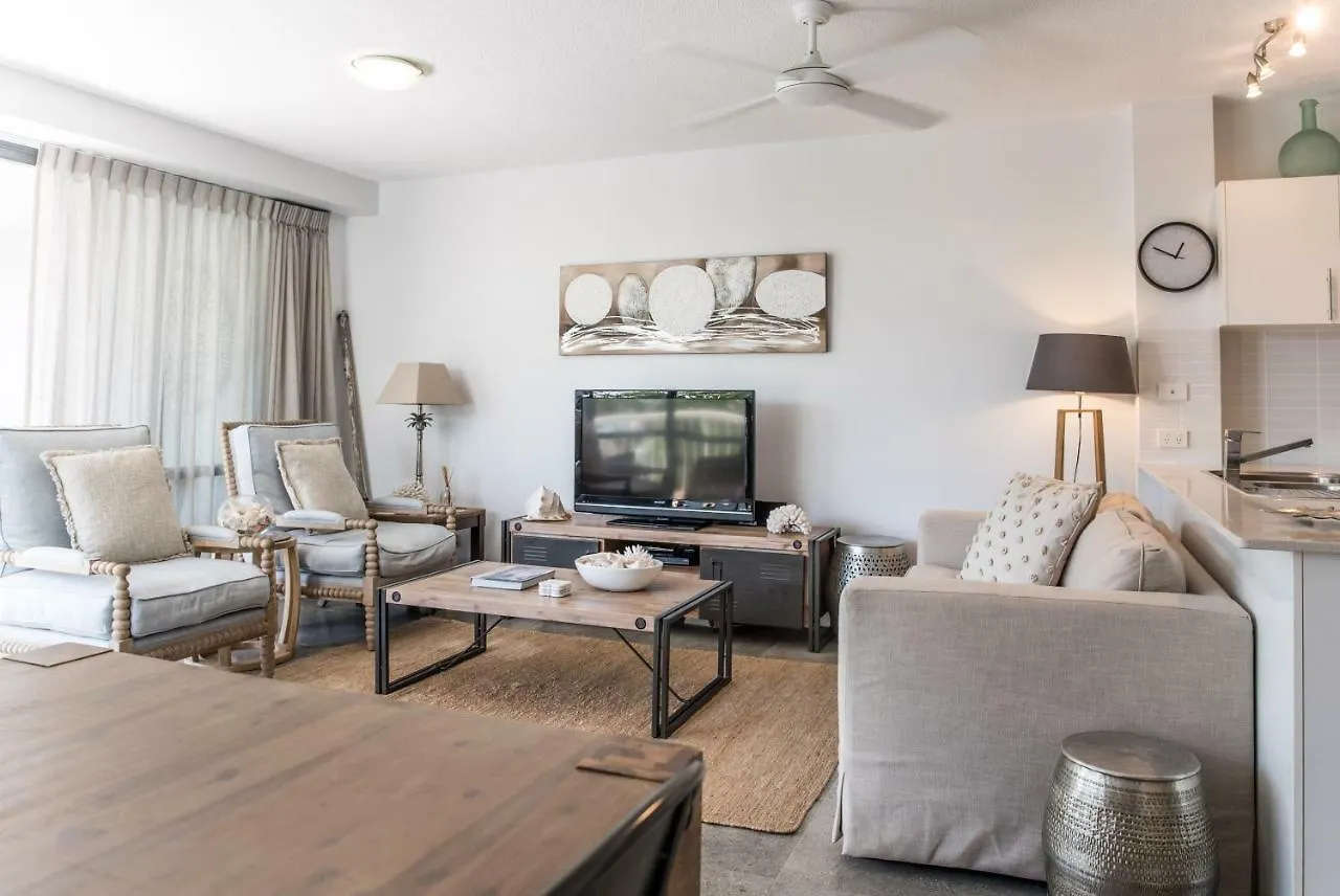 Noosa Pacific Resort ヌーサヴィル 4*,